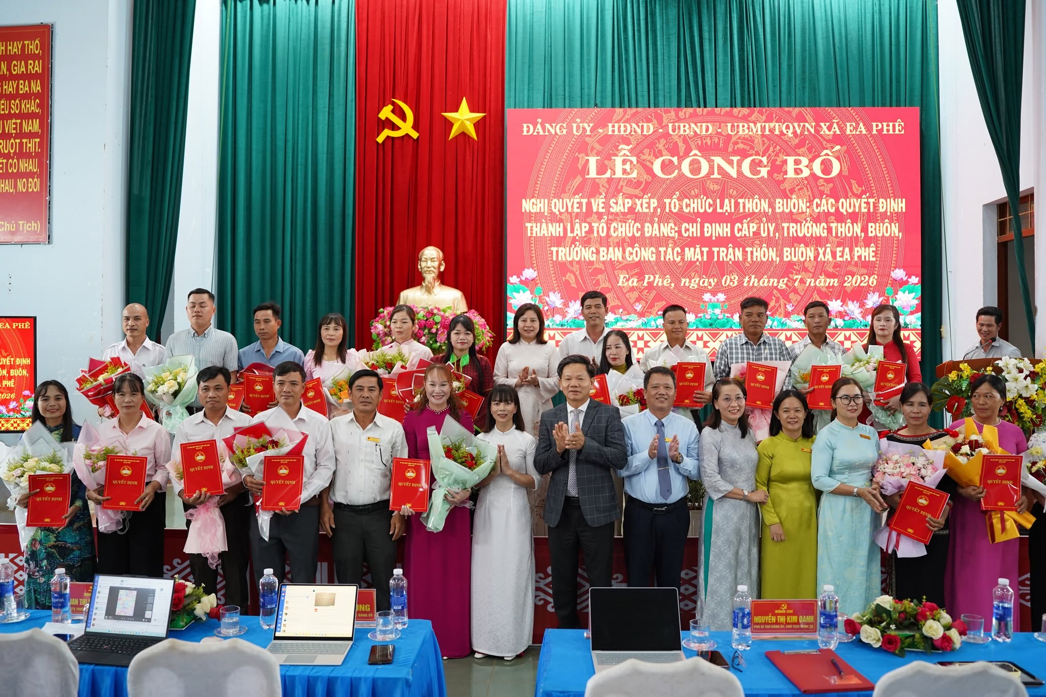 le-cong-bo-4