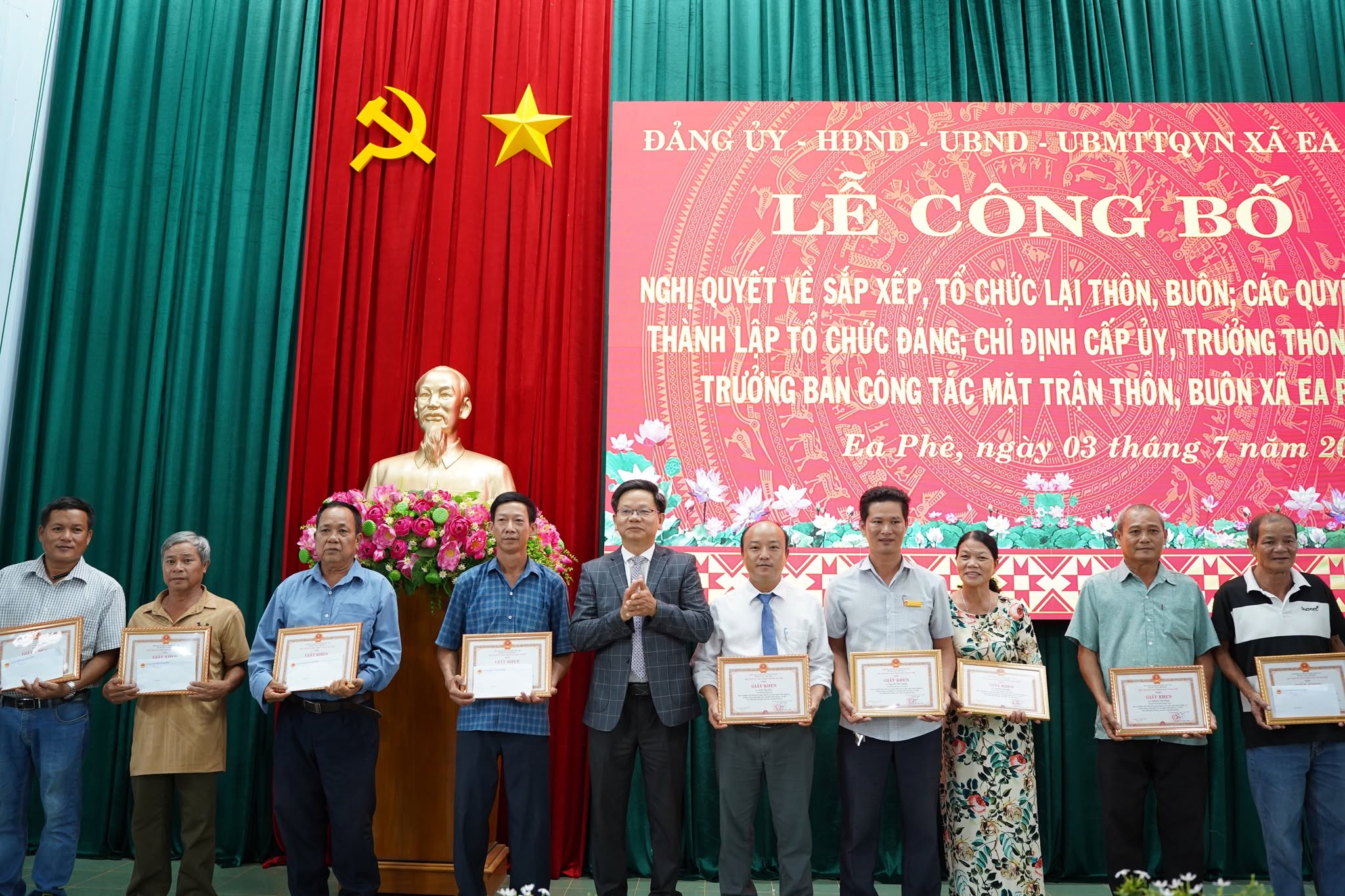 le-cong-bo-7