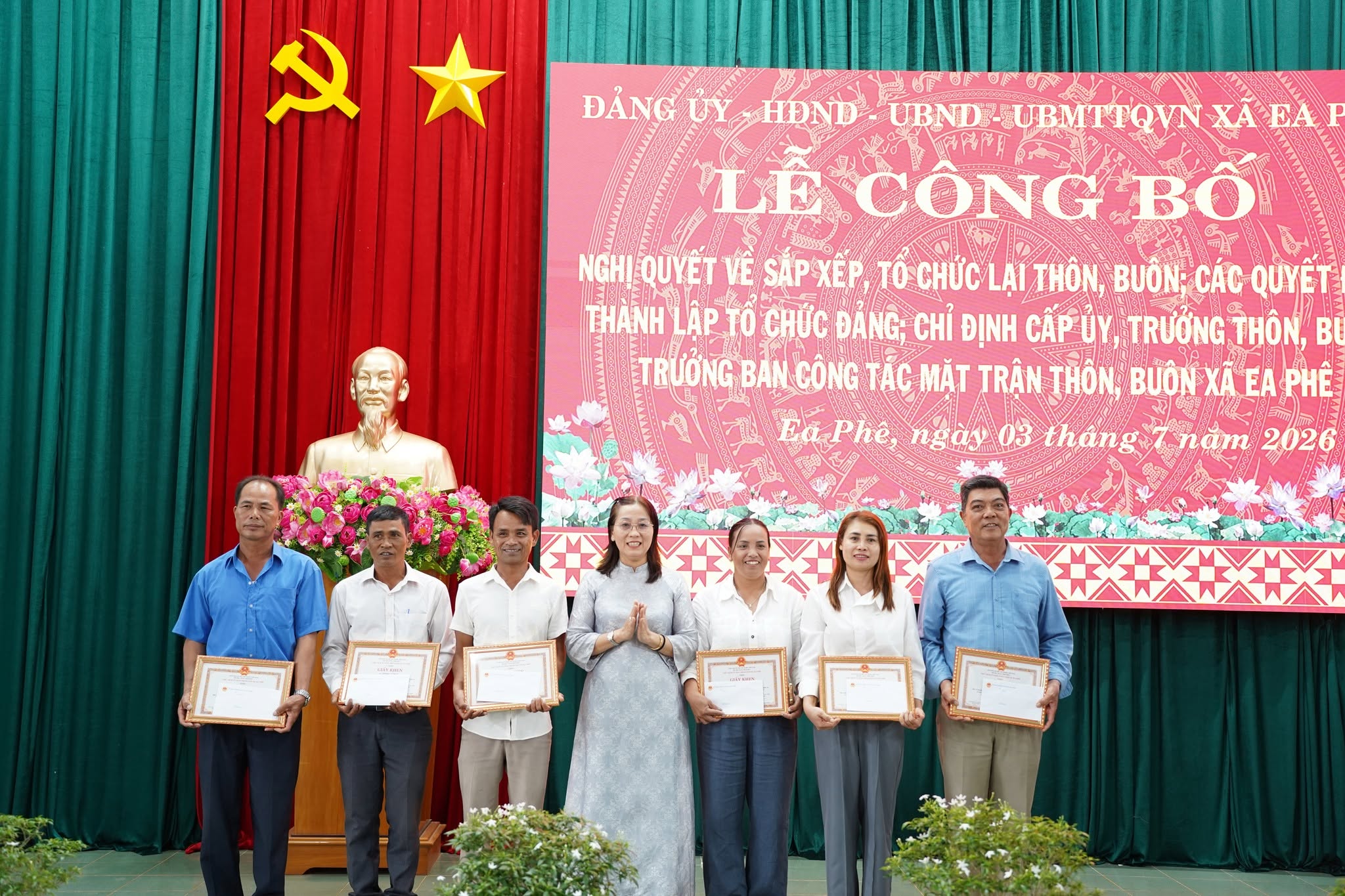 le-cong-bo-9